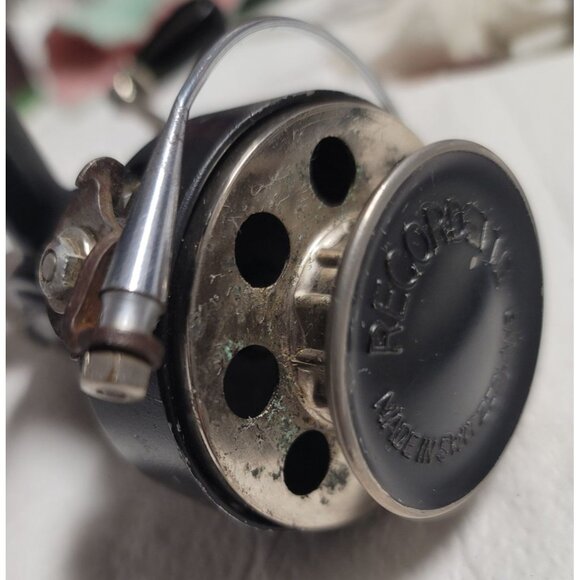 Vintage Recordette Switzerland Spinning Fishing Reel U.S. Patent No. 21 - Metal - Picture 6 of 14